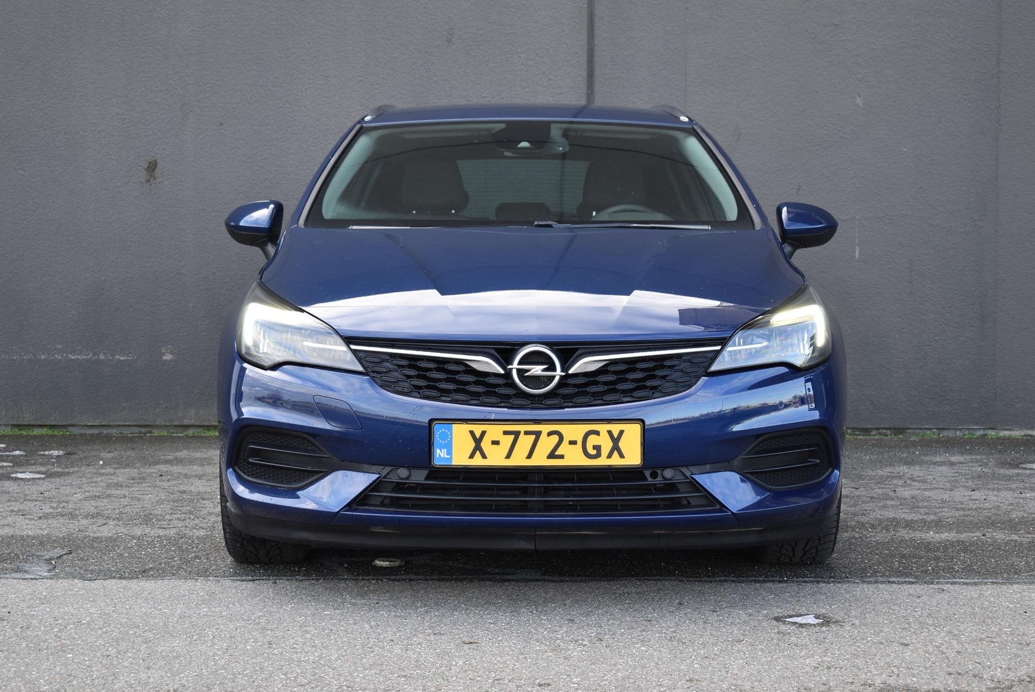 Opel Astra Sports Tourer 1.2 Blitz Elegance | Apple Carplay/, Auto's, Opel, Voorwielaandrijving, 12 maanden, Stof, Gebruikt