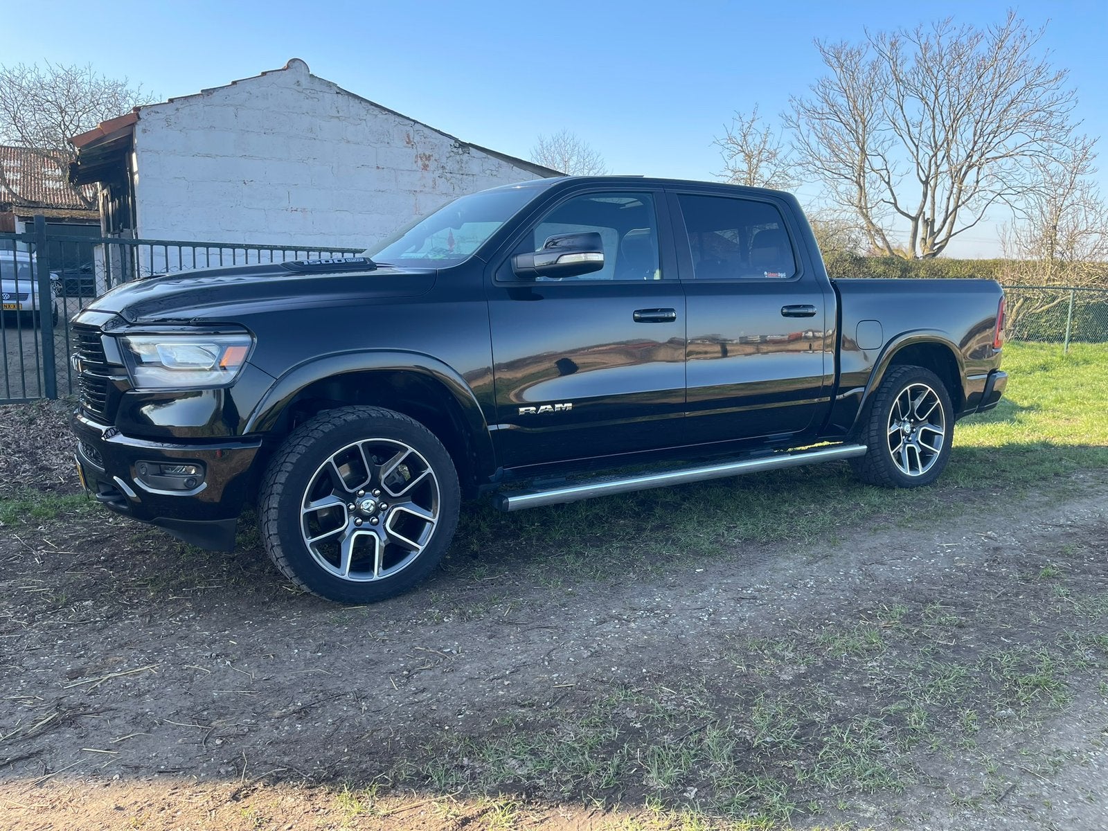 RAM 1500 RAM 1500 2020 Zwart laramie PANO LUCHTVERING, Automaat, 404 pk, 5654 cc, 2461 kg