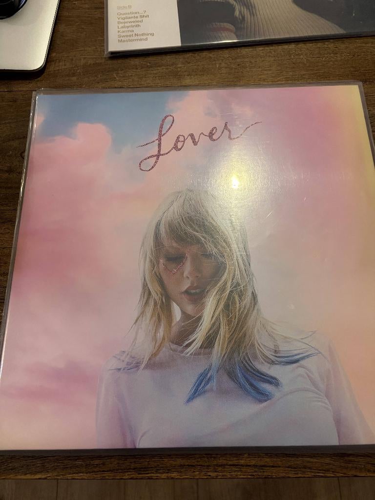 Taylor Swift – Lover, Inclusief binnenhoes, 2020 tot heden, Ophalen of Verzenden, Zo goed als nieuw
