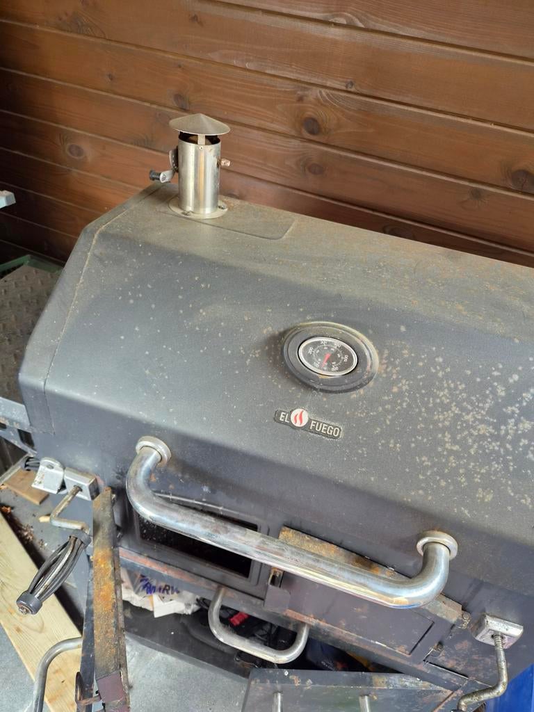 El Fuego BBQ - Gebruikt, maar functioneel, Tuin en Terras, Houtskoolbarbecues, Ophalen, Gebruikt, El Fuego