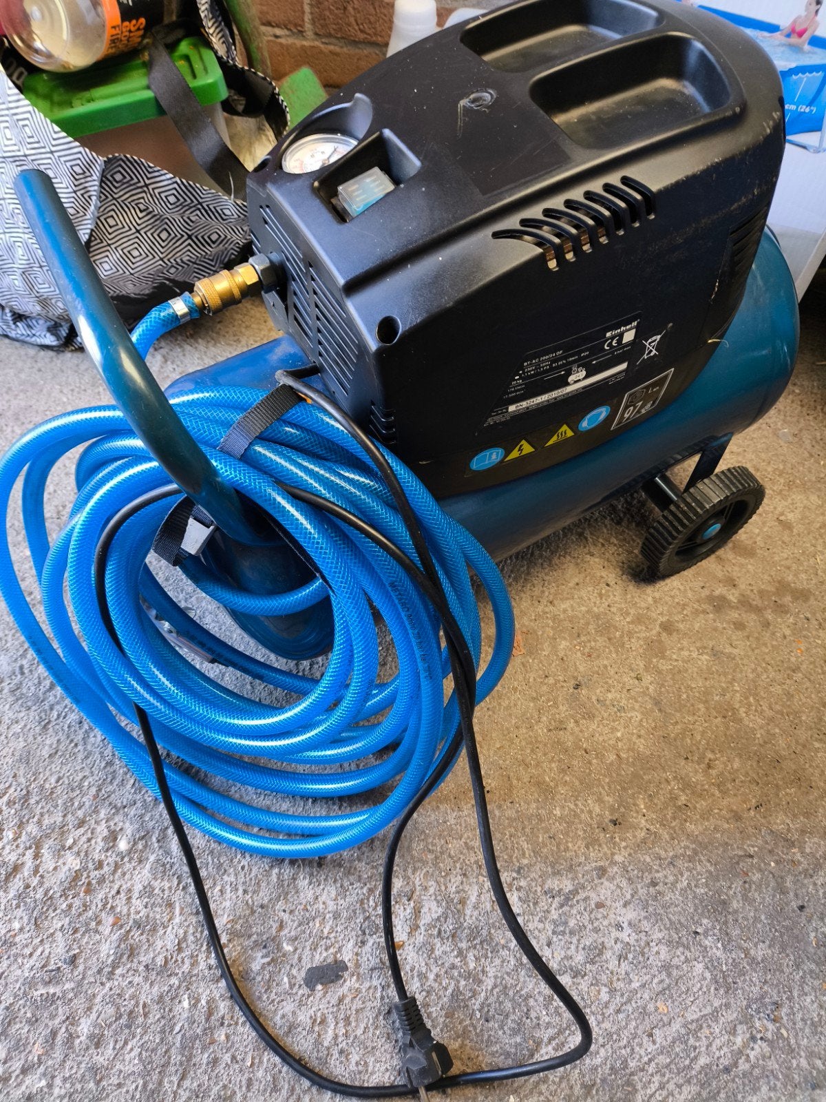 Einhell BT-AC 200/24 OF Compressor - Zo goed als nieuw, Ophalen