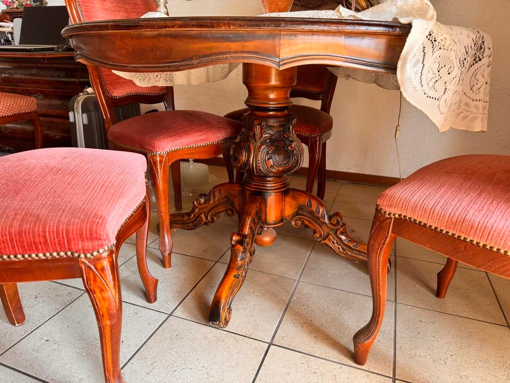 Klassieke handgestoken spinpoot tafel met 4 stoelen, Ophalen