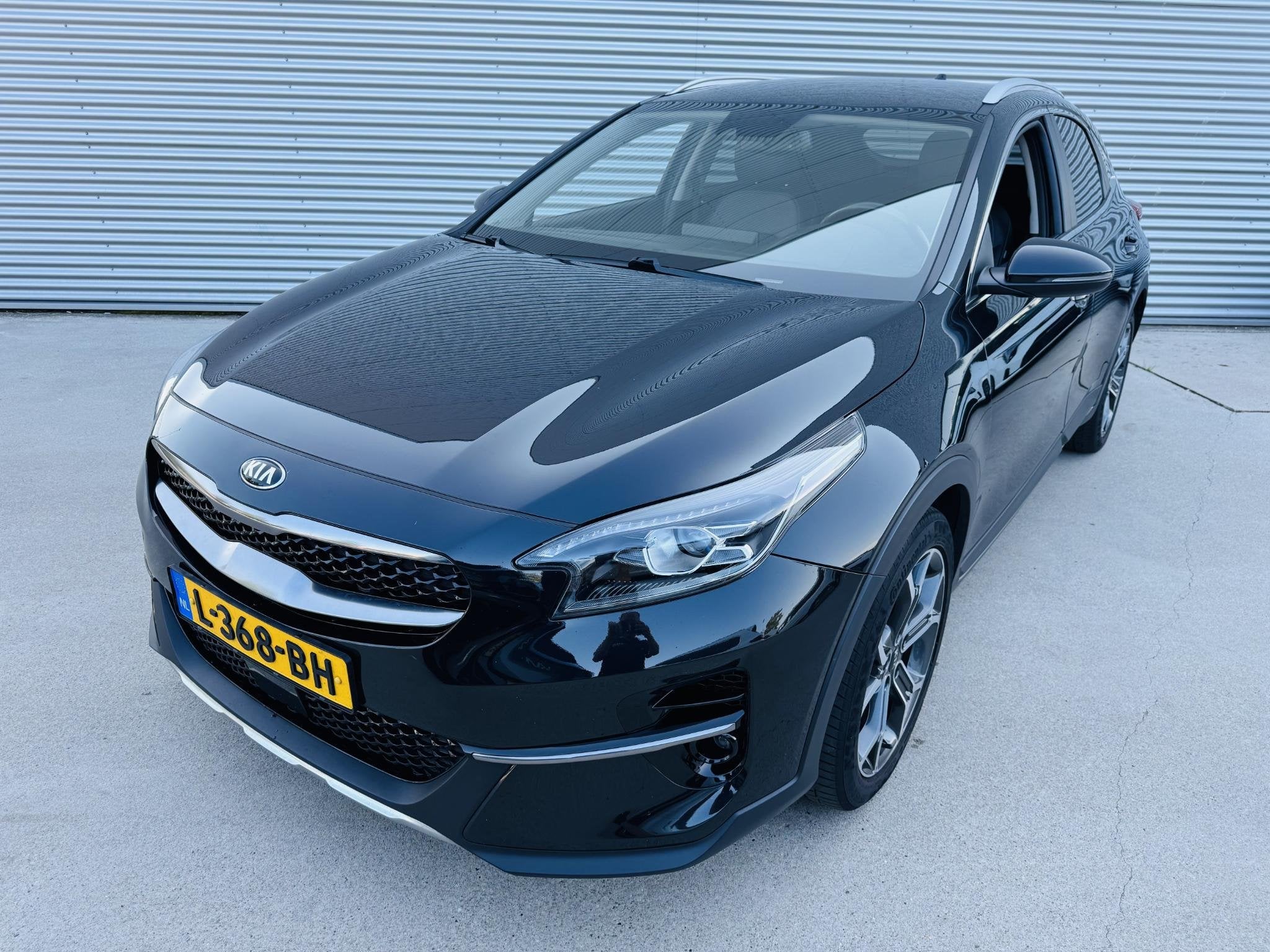 Kia XCeed 1.5 T-GDI MHEV DynamicPlusLine NL-dealerauto! | Tr, Auto's, Voorwielaandrijving, 1300 kg, Gebruikt, Euro 6