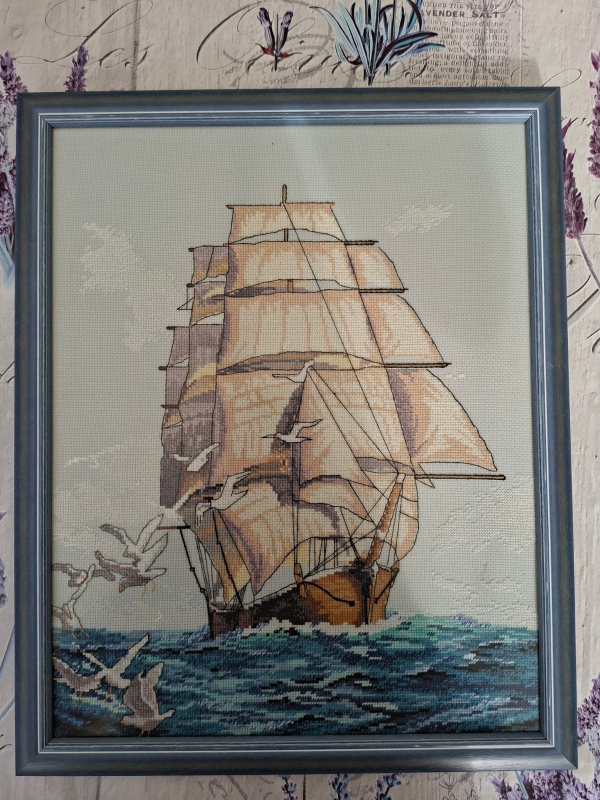 Ingelijste Kruissteek Schilderij: Zeilschip op Zee, Ophalen of Verzenden