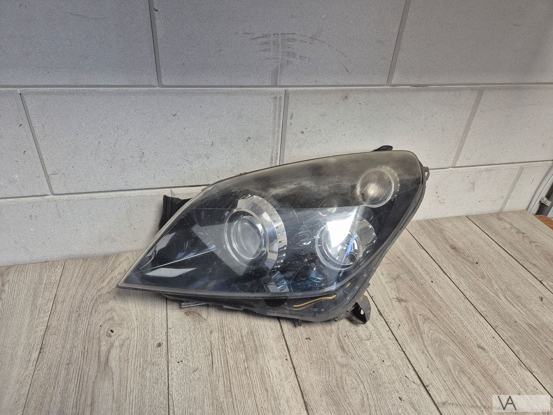Koplamp links xenon van Opel Astra H 2004 - 2010 1 oor af, Gebruikt, -, -, Opel