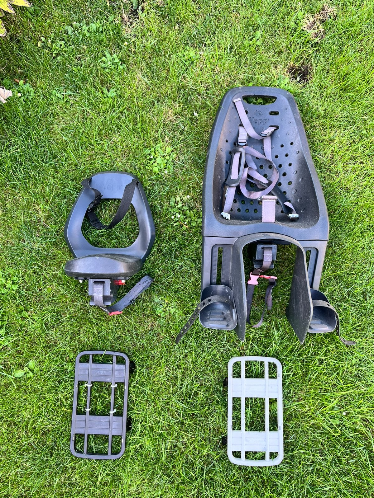 Te koop 2 Yepp fiets kinderstoeltjes, Fietsen en Brommers, Ophalen, Achterzitje, 9 t/m 36 kg, Gebruikt