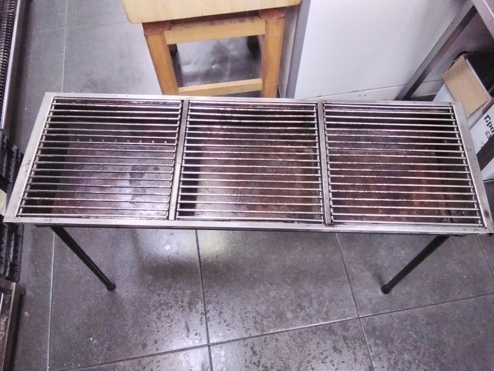 slagers barbecue RVS houtskool in goede staat, Ophalen of Verzenden