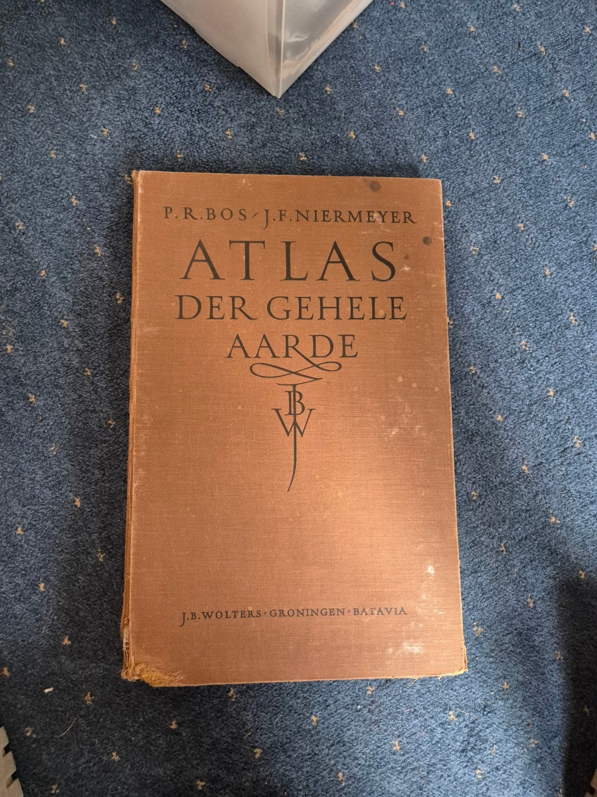 Bos-Niermeyer Schoolatlas der Gehele Aarde 1947, Gelezen, Bosatlas, Ophalen of Verzenden, P.R. Bos, J.F. Niermeyer, P. Eibergen