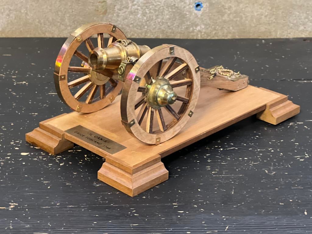Prachtig messing / houten model kanon “Il Canis” 1746, Ophalen of Verzenden, Zo goed als nieuw, Nvt, Nvt
