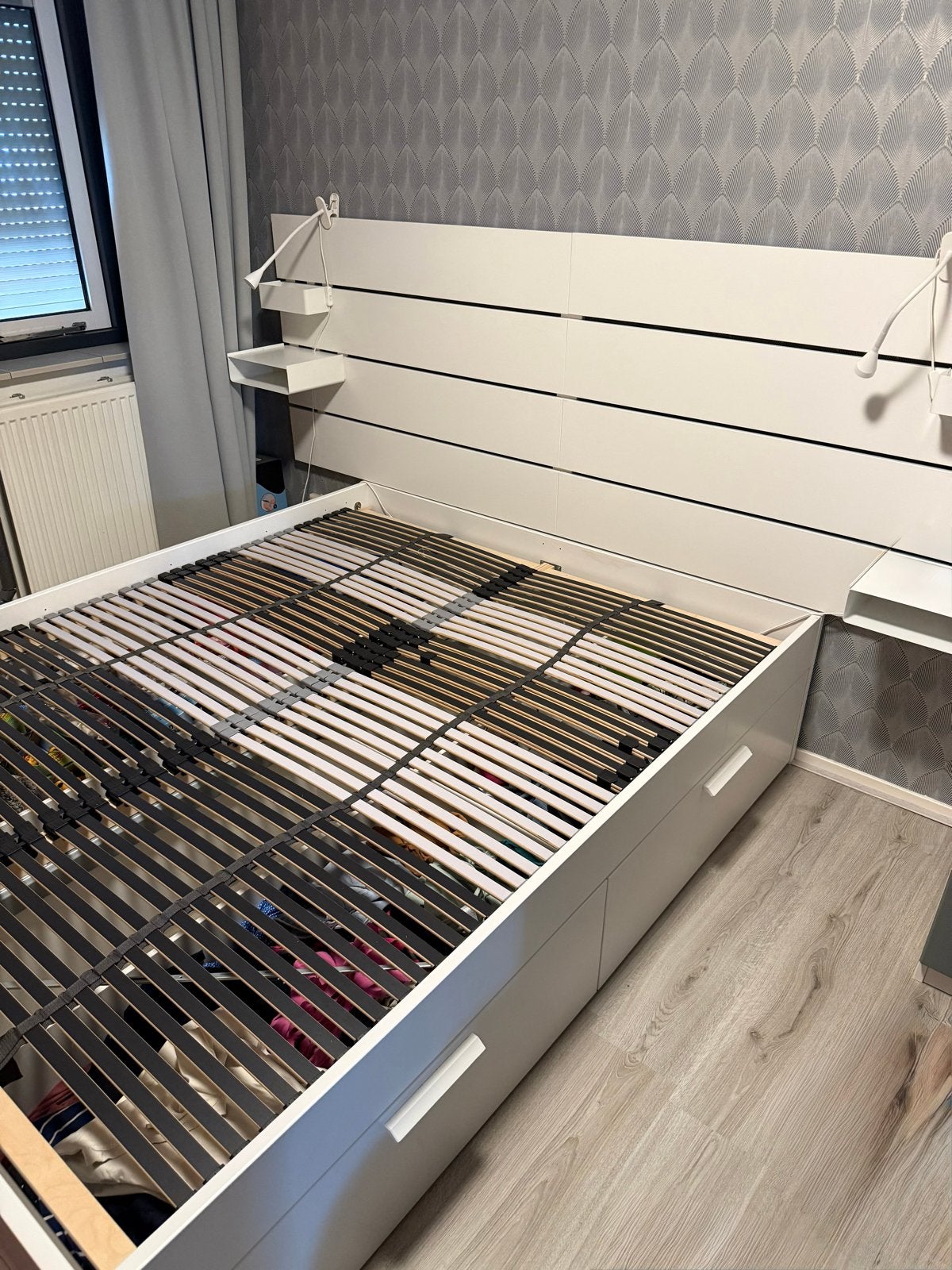 IKEA bed 160x200 met lades en lattenbodems, Ophalen, Wit, Tweepersoons, Zo goed als nieuw
