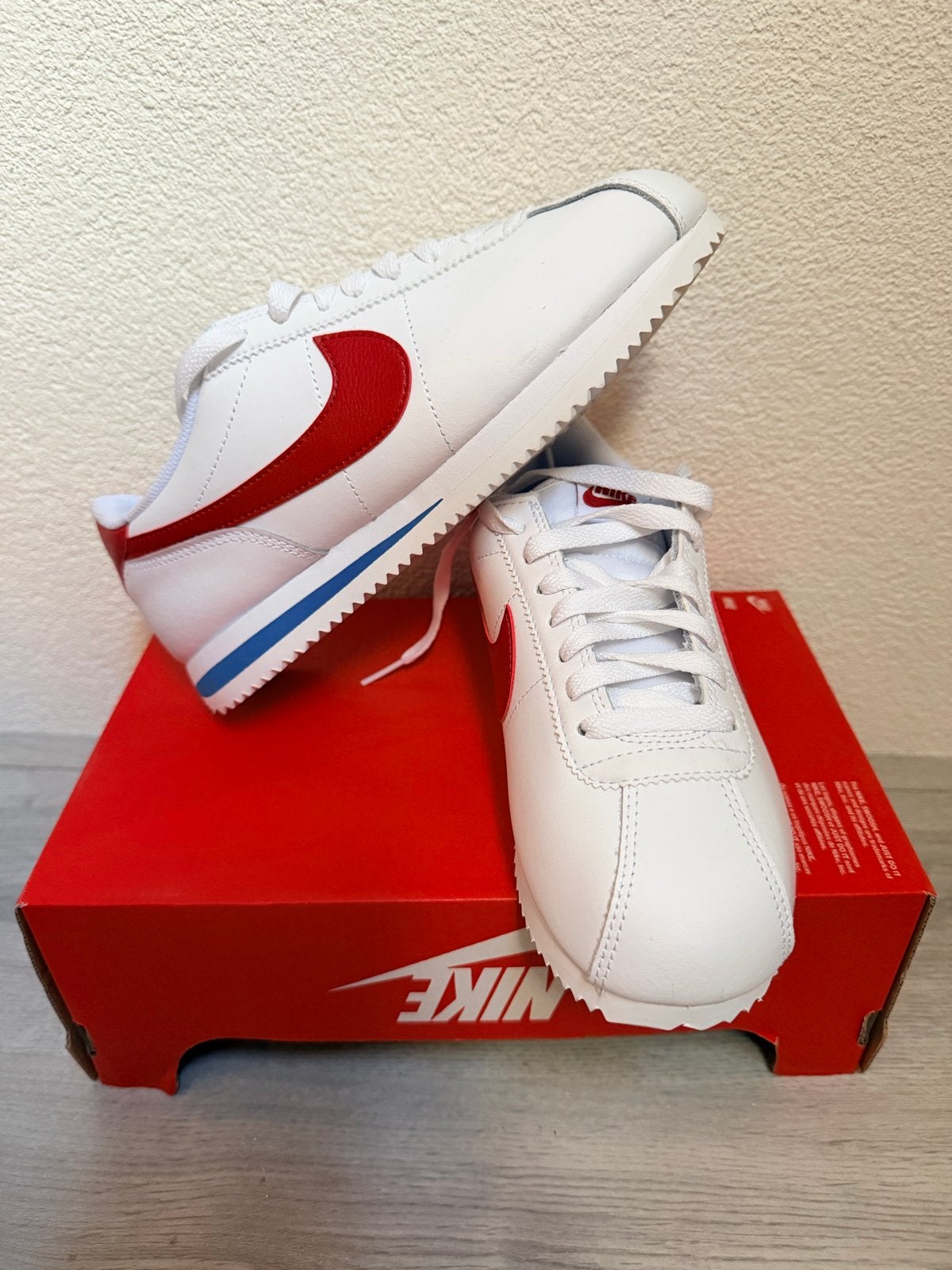 Nike Cortez Sneakers Wit Rood, Wit, Nieuw, Ophalen of Verzenden, Sneakers of Gympen