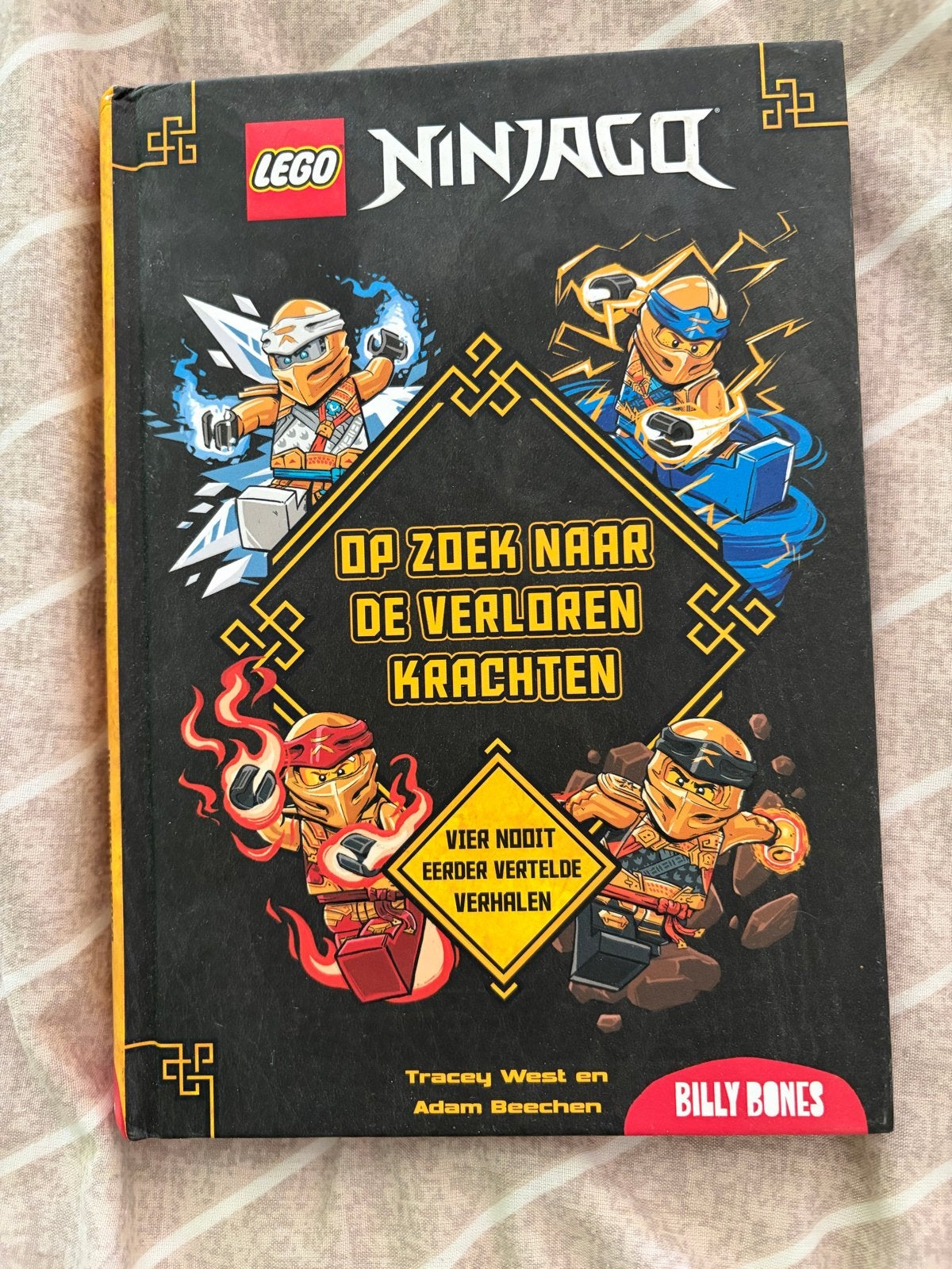 LEGO Ninjago: Op zoek naar de verloren krachten, Ophalen of Verzenden, Gelezen