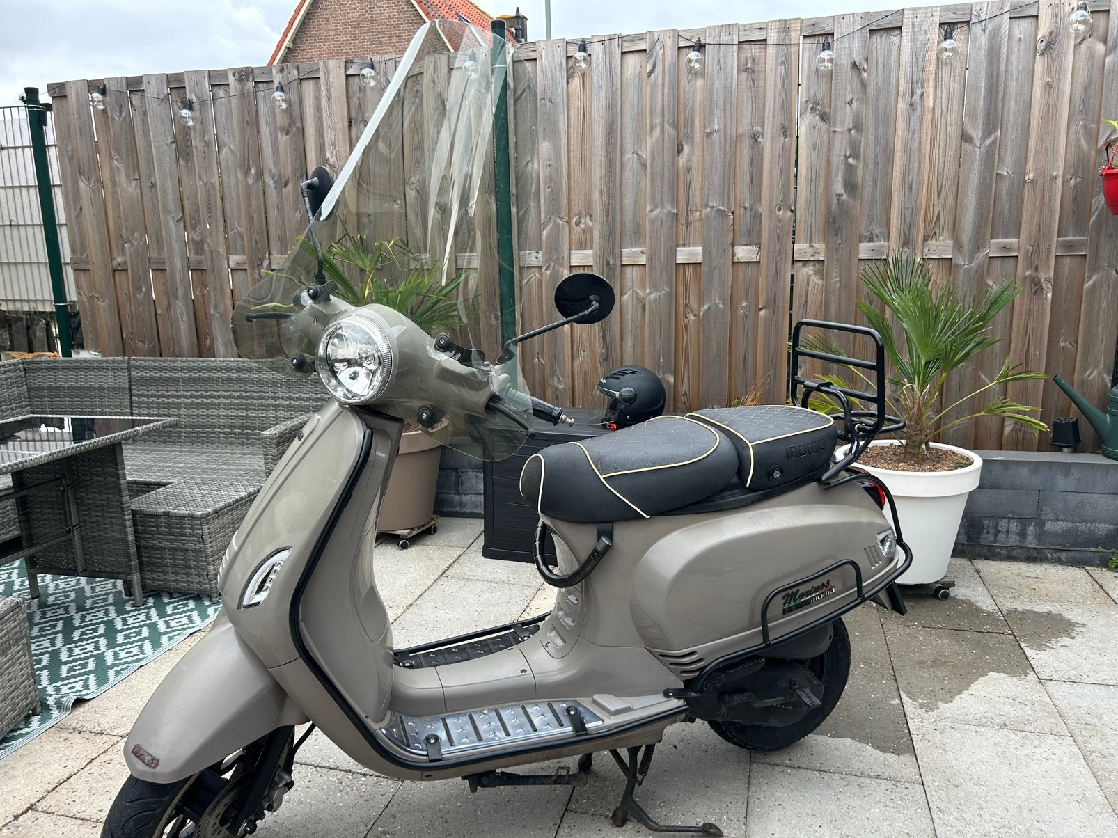 Momo Morino 2020 + gratis helm, Fietsen en Brommers, Snorfietsen en Snorscooters, Gebruikt, Benzine, Ophalen, Overige merken