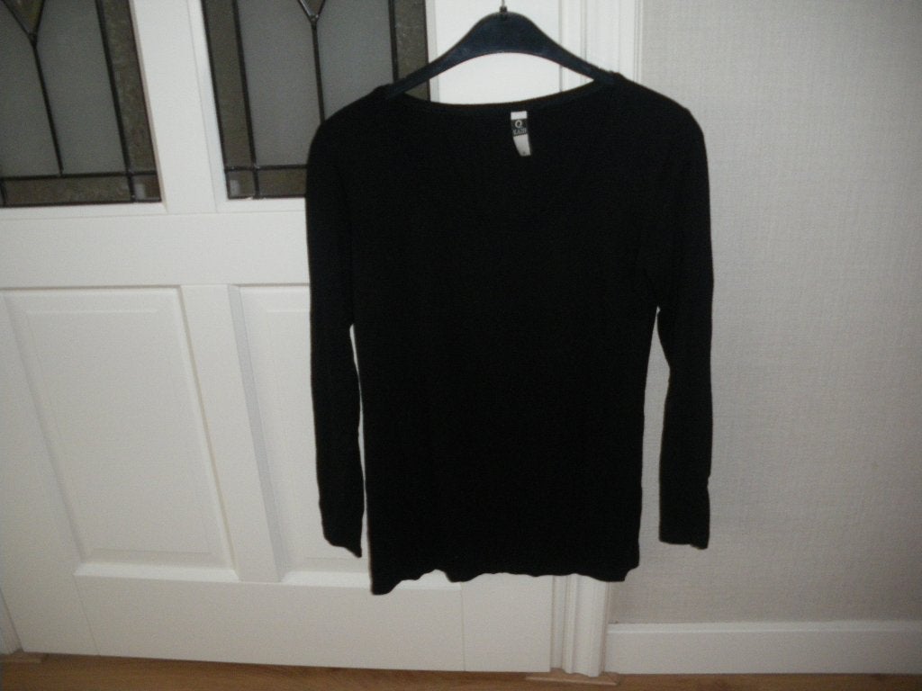 nieuw leuk zwart basis najaars shirt maat 38/40 merk kazo, Kleding | Dames, Maat 38/40 (M), Zwart, Nieuw, Ophalen of Verzenden