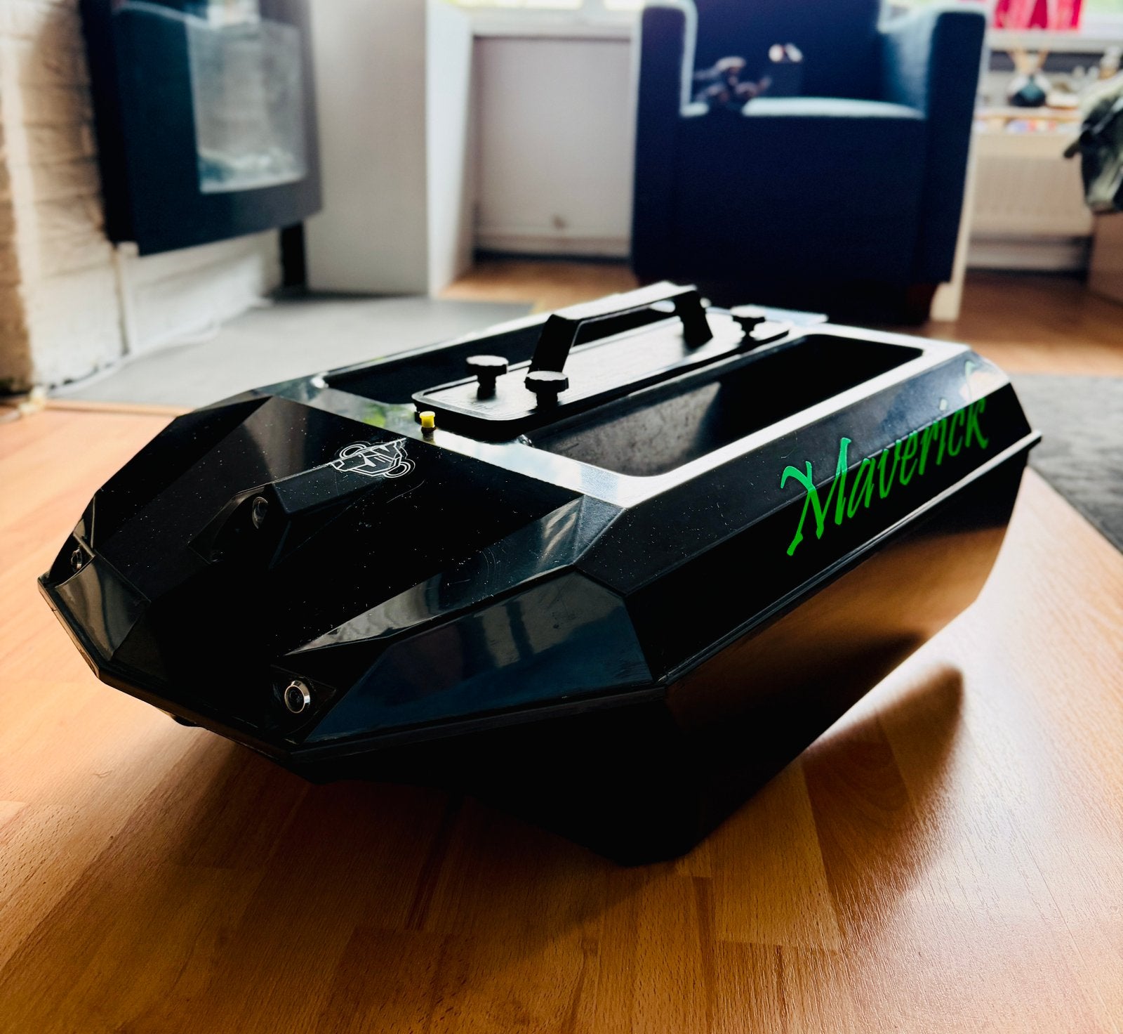 Maverick voerboot met Toslon 640 gps, Ophalen of Verzenden, Gebruikt, Complete set