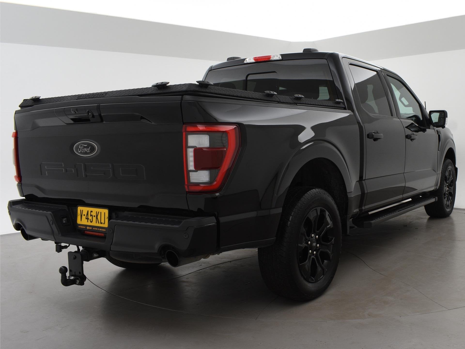 Ford USA F150 LARIAT 5.0 V8 401 PK LPG + B&O | 360 CAMERA |, Auto's, Automaat, Gebruikt, Zwart, Origineel Nederlands