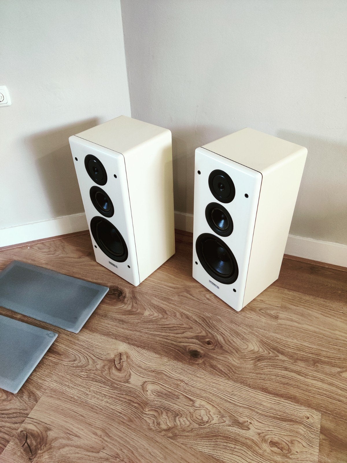 Philips FB815 luidsprekers – zeldzame witte uitvoering – res, Audio, Tv en Foto, Luidsprekers, Ophalen, Minder dan 60 watt, Philips