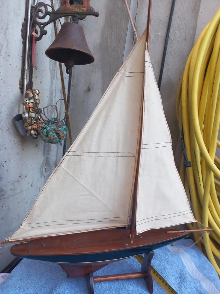 2x Zeilboot Schaalmodel - Decoratieve Boten, Ophalen of Verzenden, Gebruikt, Zeilboot, Schaalmodel