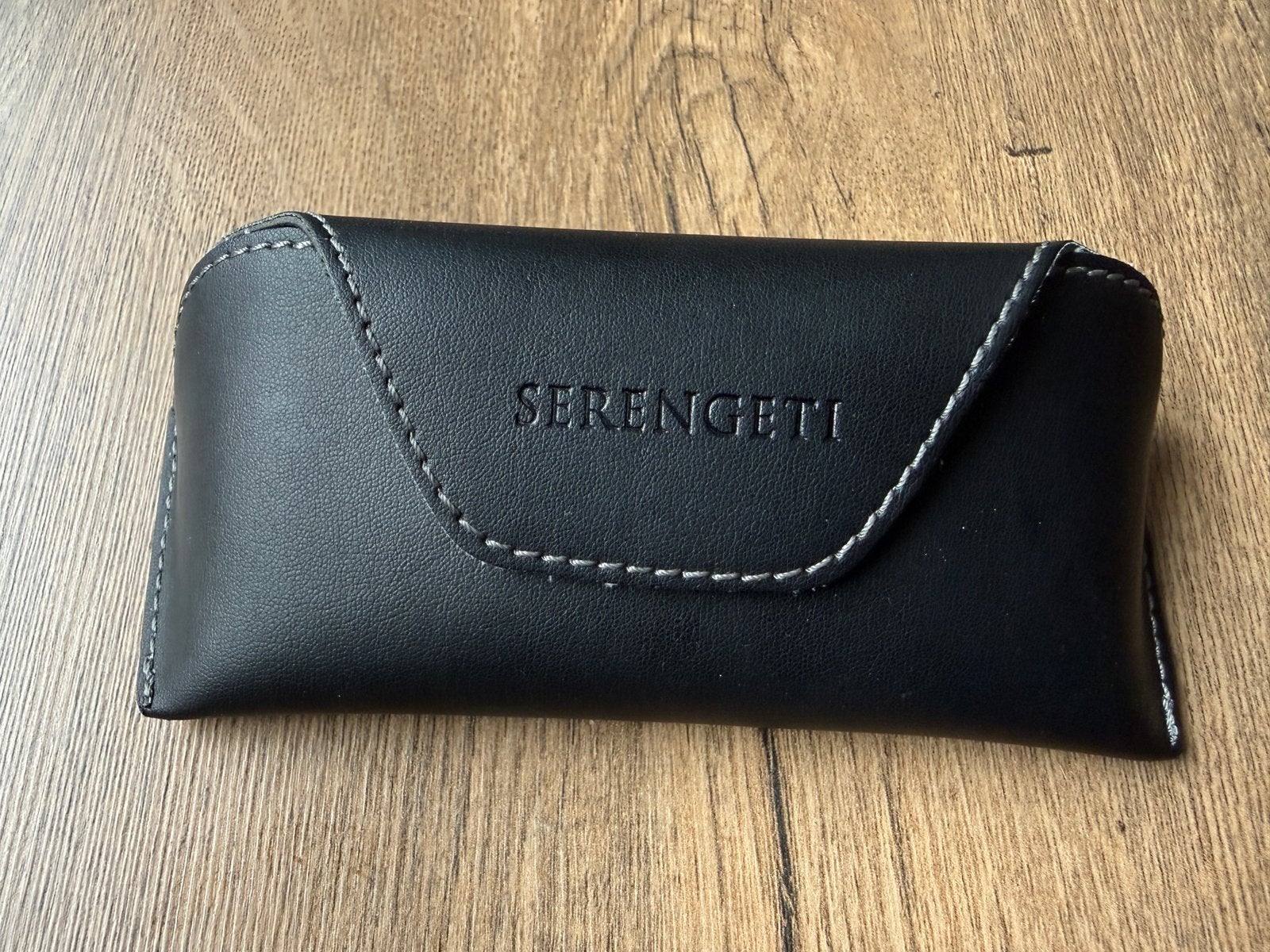 Serengeti Etui Zacht (zwart) Klein, Ophalen of Verzenden, Zo goed als nieuw, Zwart