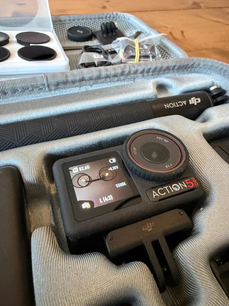 DJI Osmo Action 5 Pro. + accessoires, Audio, Tv en Foto, Actiecamera's, Ophalen of Verzenden, Zo goed als nieuw, Overige merken