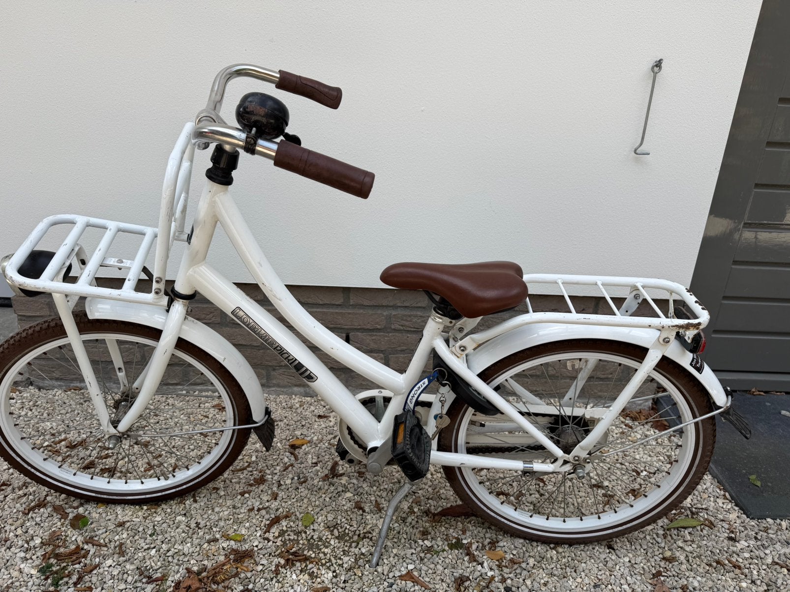 Loekie 20 inch kinderfiets met slot, Fietsen en Brommers, Ophalen, Gebruikt, Terugtraprem, 20 inch