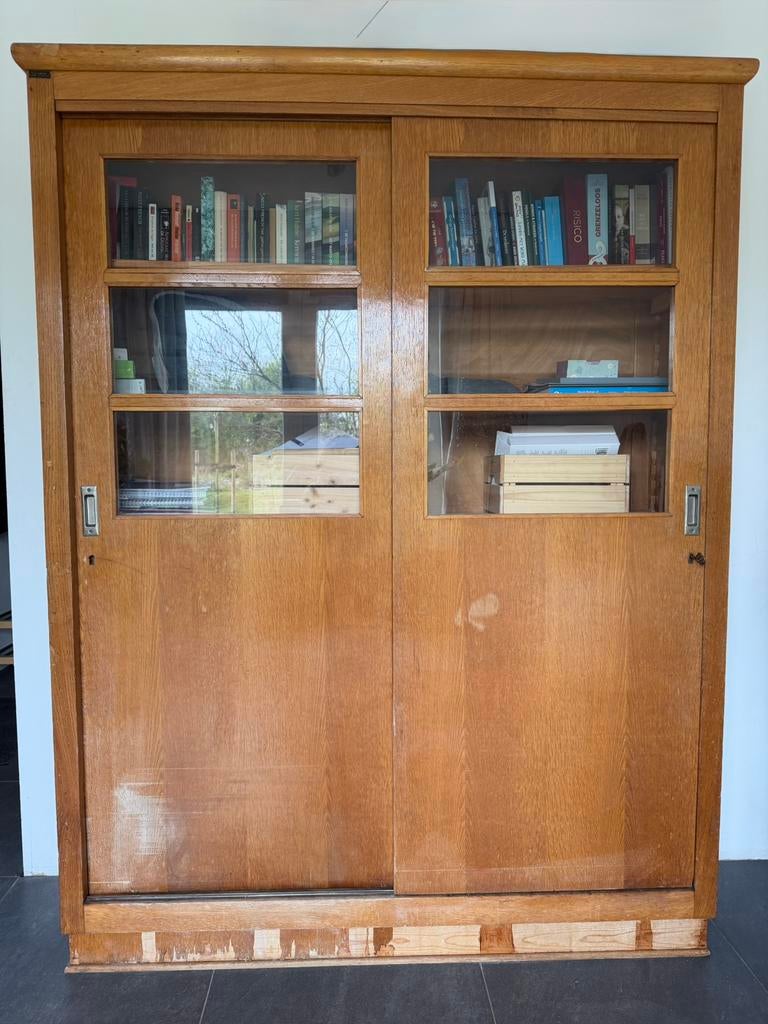 Vintage Klooster/schoolkast van Samsom Alphen aan den Rijn, Antiek en Kunst, Antiek | Meubels | Kasten, Ophalen