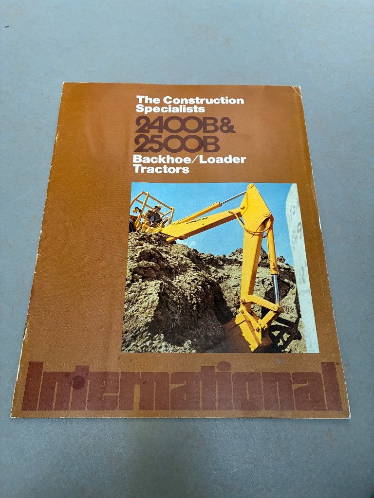 International Harvester loader tractor folder brochure IH, Ophalen of Verzenden, Gelezen