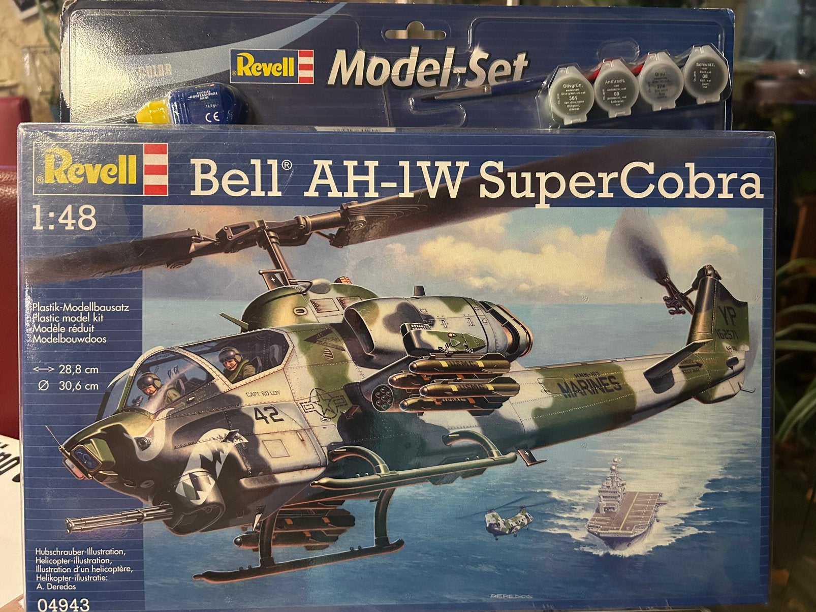 Revell AH-1W SuperCobra, 1:200 of kleiner, Nieuw, Ophalen of Verzenden, Revell