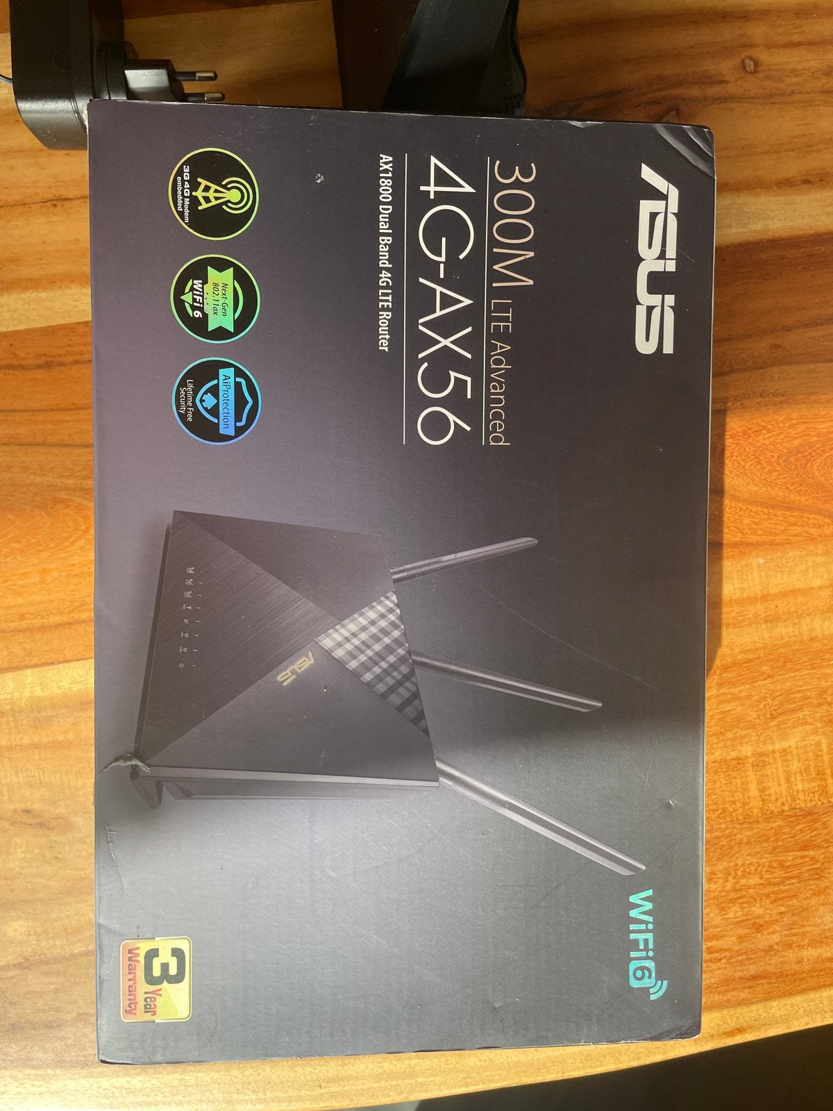 ASUS 4G-AX56 AX1800 Dual Band 4G LTE Router, Ophalen of Verzenden, Zo goed als nieuw, Router