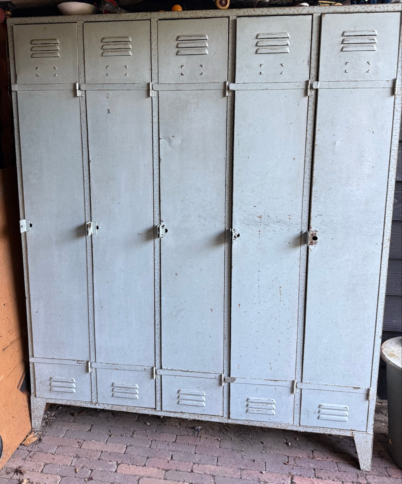 Vintage locker kast met 5 deuren op pootjes, Huis en Inrichting, Kasten | Lockerkasten, Ophalen, Gebruikt