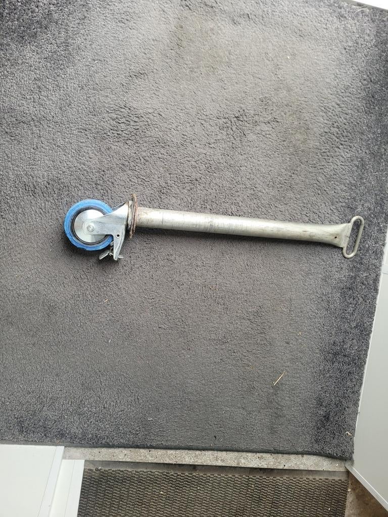 Neuswiel Met rem
C.a 75 cm
Rond 48 mm, Ophalen of Verzenden, Gebruikt, Motor en Techniek