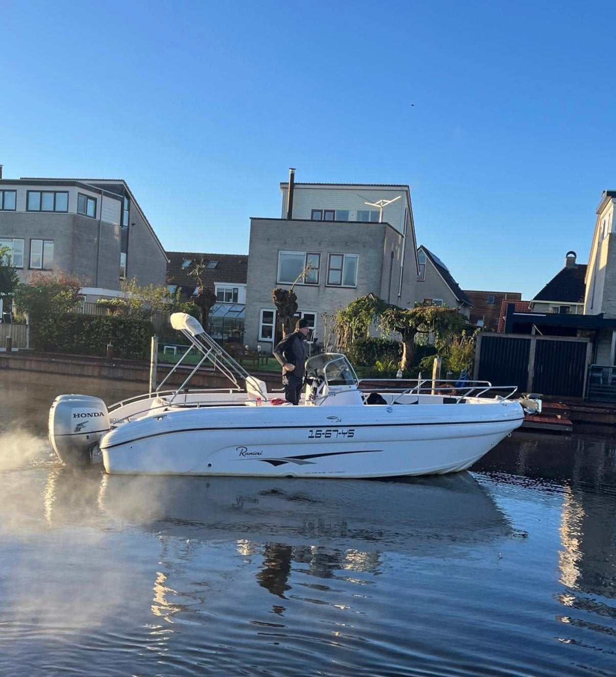 Ranieri 24 Voyager - Console boot incl. trailer, Watersport en Boten, Overige merken, 75 cm, 120 tot 200 pk, Zo goed als nieuw