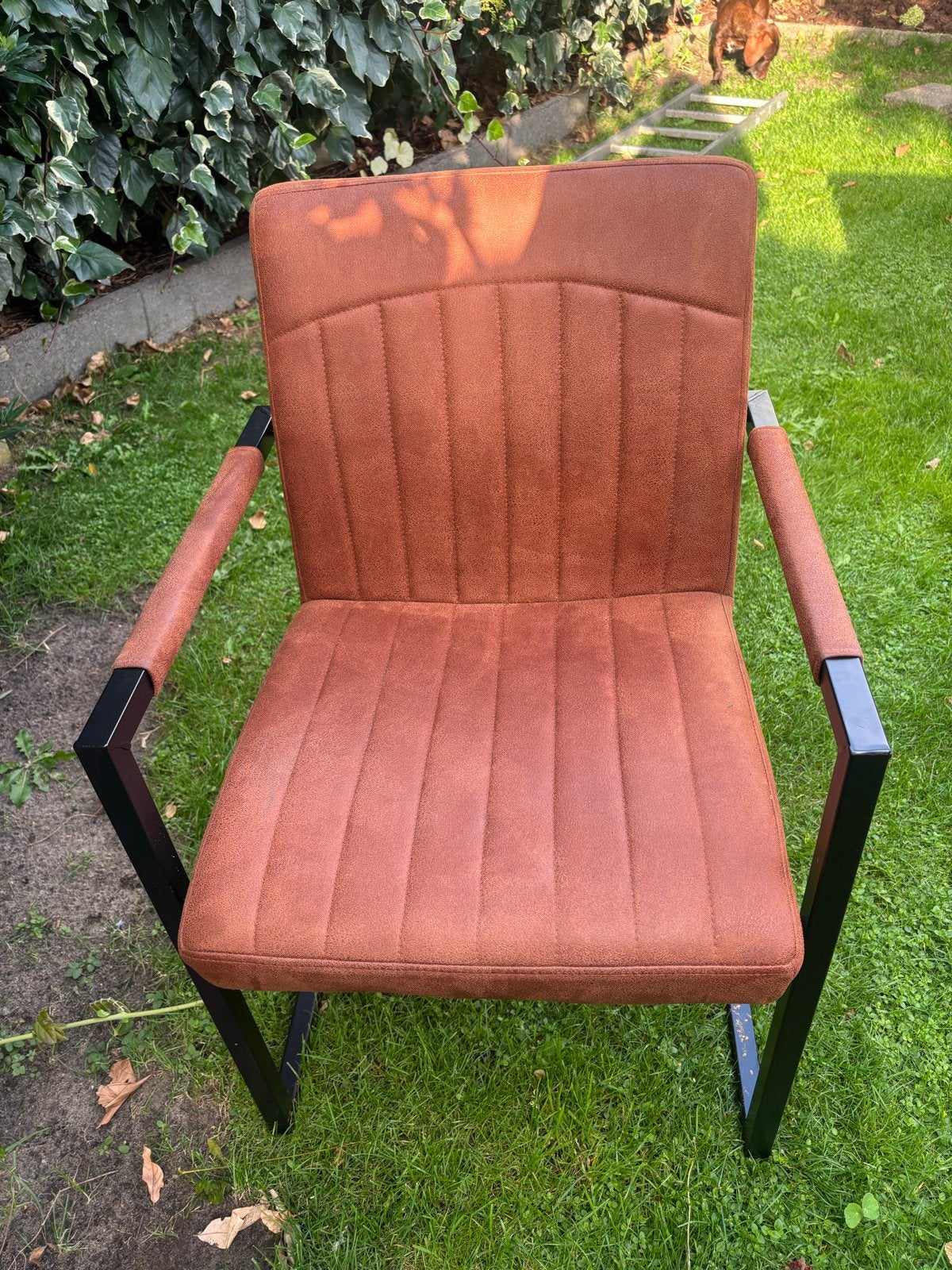 4x DOK2 cognac eetkamerstoelen (zo goed als nieuw), Huis en Inrichting, Ophalen, Bruin, Zo goed als nieuw, Stof