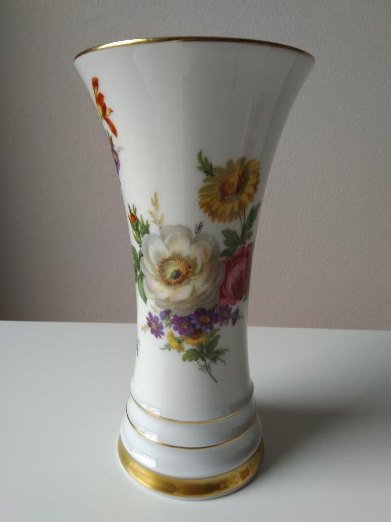 klassieke vaas met bloemdecor en goudversiering Retsch & Co, Ophalen of Verzenden