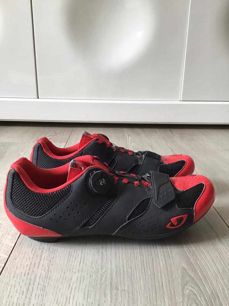 Mooie Giro Savix II fietsschoenen maat 42 heren, Fietsen en Brommers, Fietsaccessoires | Fietskleding, Gebruikt, Heren, Schoenen