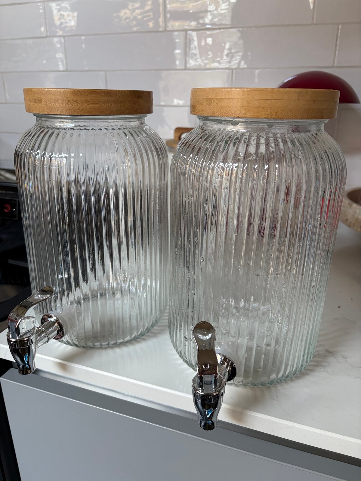 2 glazen limonadetaps 3 L GRATIS, Huis en Inrichting, Keuken | Keukenbenodigdheden, Zo goed als nieuw, Overige typen, Glas, Ophalen