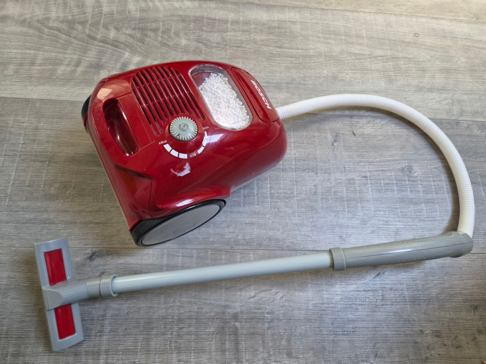 Bosch Speelgoed Stofzuiger - Rood, Ophalen, Gebruikt, Jongen of Meisje