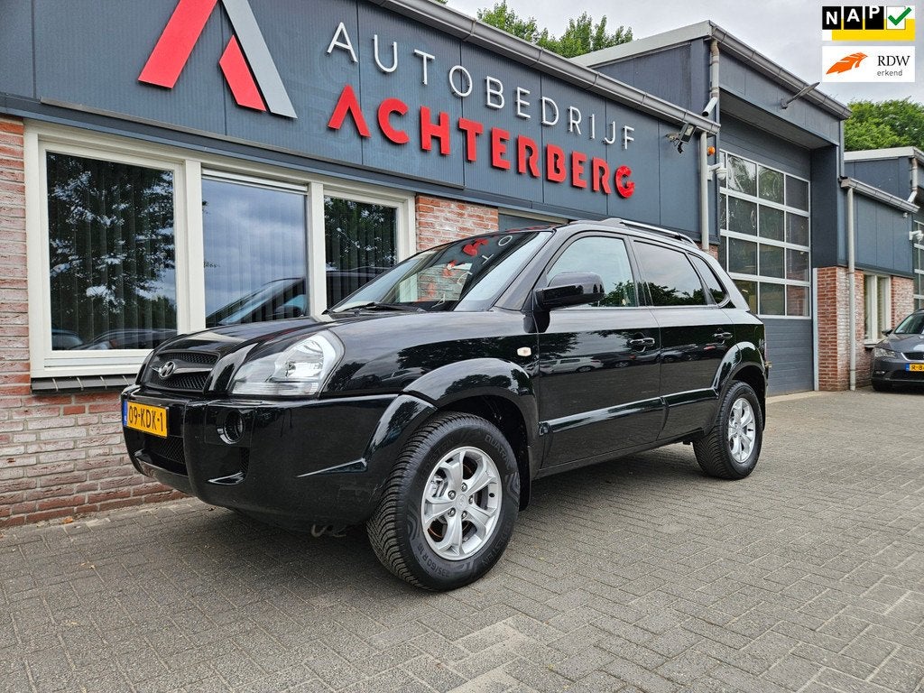 Hyundai Tucson 2.0i Style Trekhaak! Airco/Clima! Cruise Cont, Gebruikt, 4 cilinders, Zwart, Origineel Nederlands