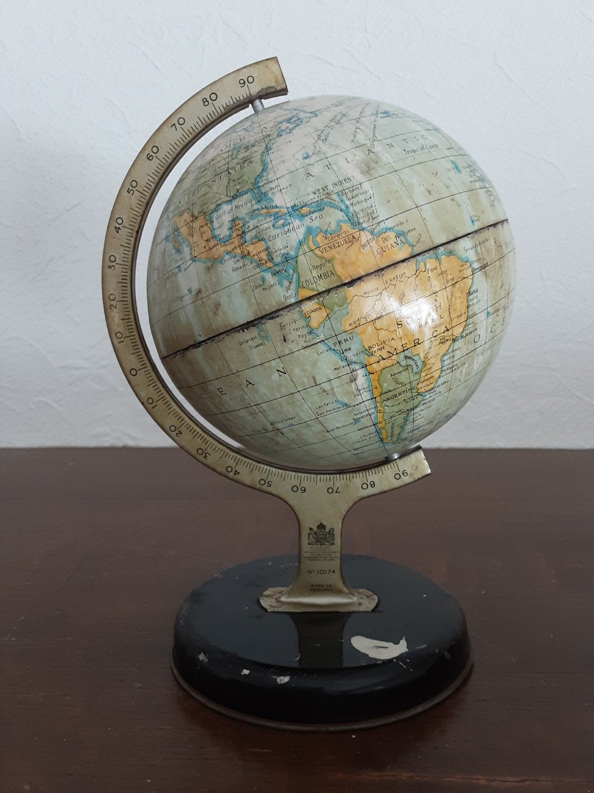 Oud blikken wereldbolletje made in England., Antiek en Kunst, Ophalen of Verzenden