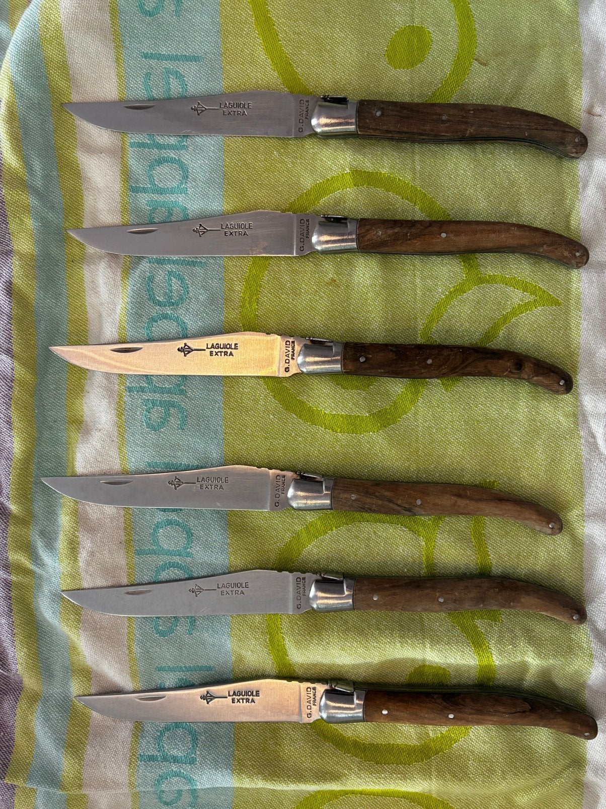 Set van 6 authentieke Laguiole Extra tafel-/steakmessen, Huis en Inrichting, Los bestek, Laguiole, Ophalen of Verzenden, Zo goed als nieuw
