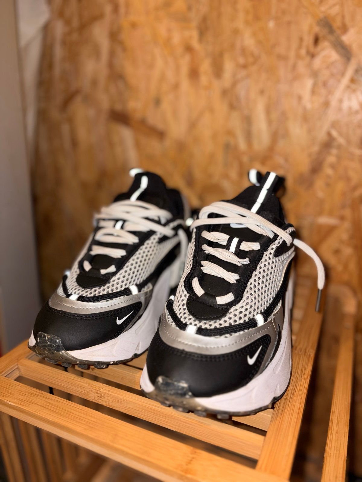 Nike Furyosa sneakers zwart/wit 37,5, Ophalen of Verzenden, Gedragen, Zwart, Sneakers of Gympen