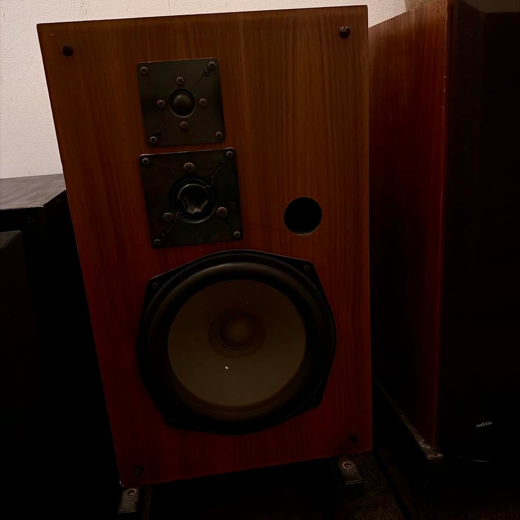 Studer Revox Forum B speakers, Ophalen, Minder dan 60 watt, Front, Rear of Stereo speakers, Overige merken