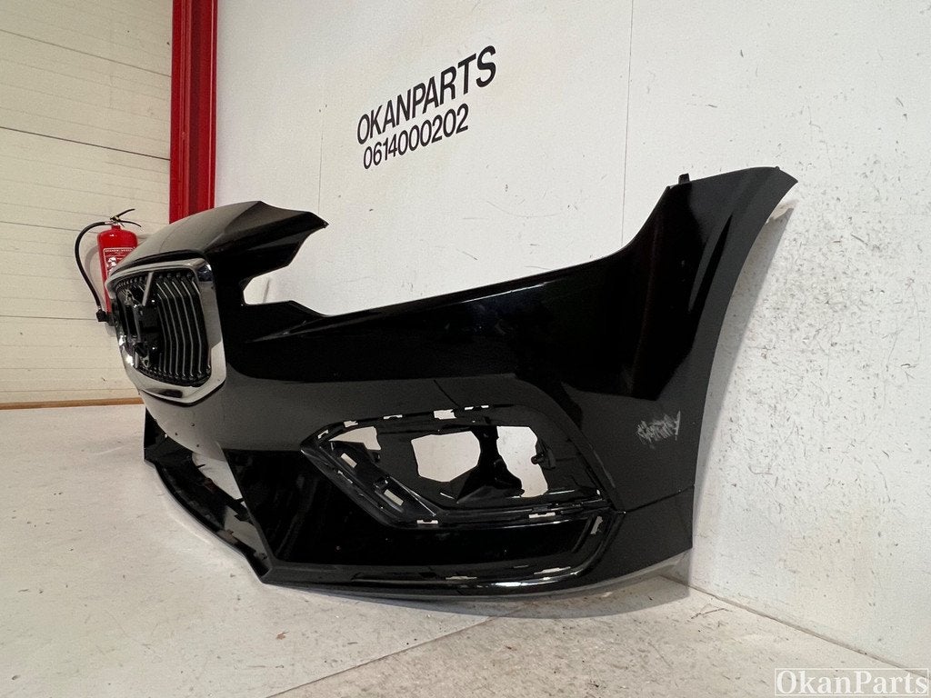Volvo V60 S60 II voorbumper 31690589, Gebruikt, Gunnar Engellaus vag 8
405 31  Gothenburg, SE, Voor, Info@volvocars.com