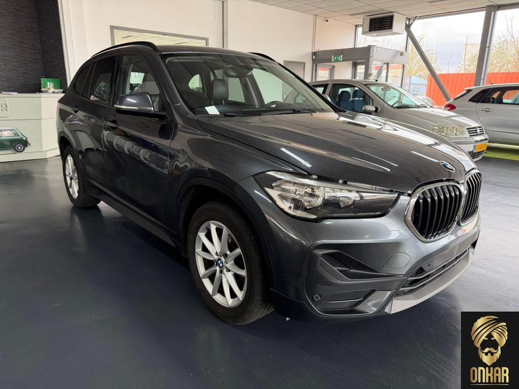 BMW X1 sDrive16d Executive Edition Export Prijs, Auto's, Gebruikt, 116 pk, 23 km/l, Leder
