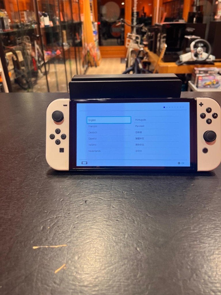 Nintendo Switch OLED 64GB | Zwart/Wit | Nette staat