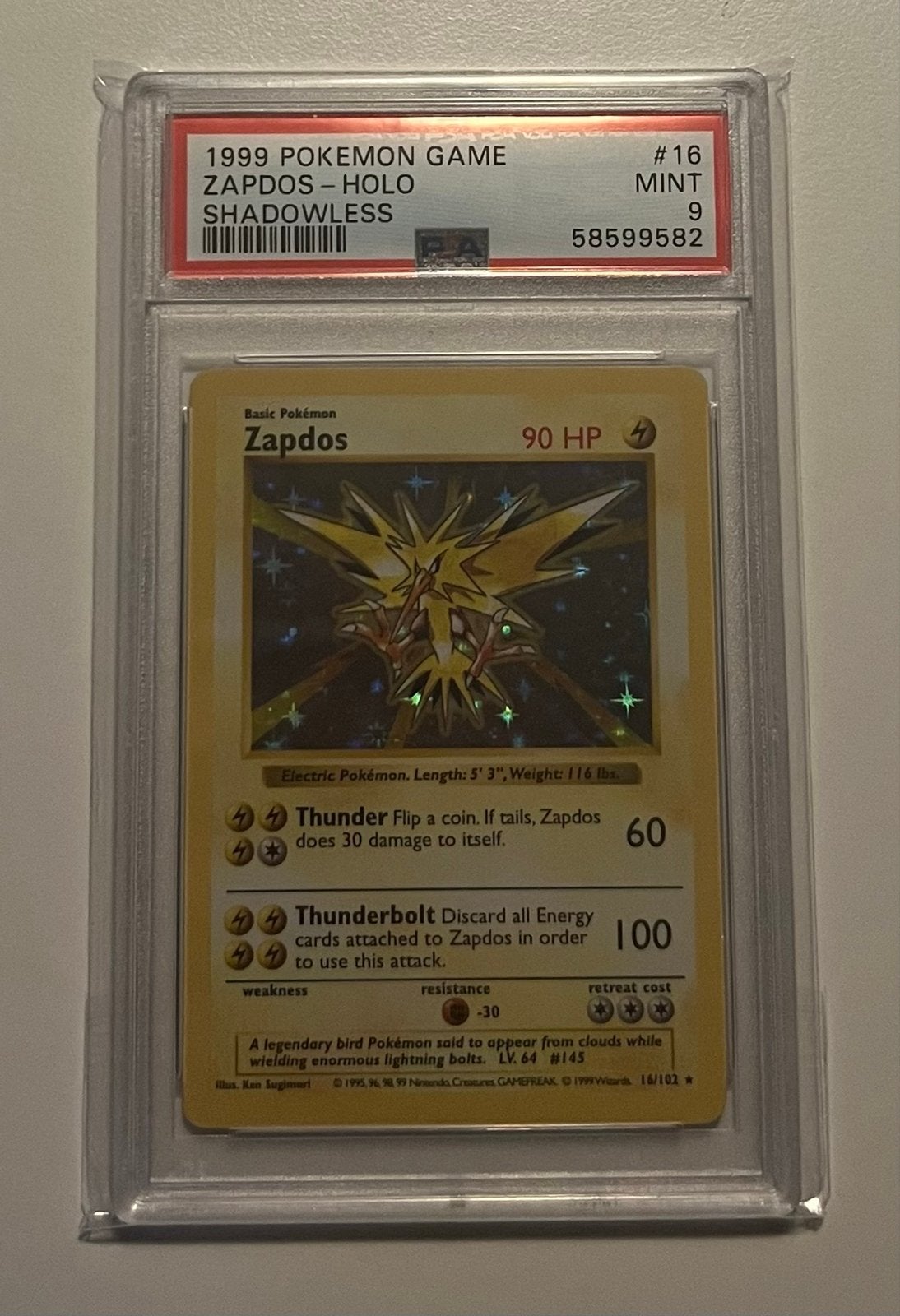 Zapdos 16/102 - Shadowless - Base Set - PSA 9, Ophalen of Verzenden, Zo goed als nieuw, Losse kaart
