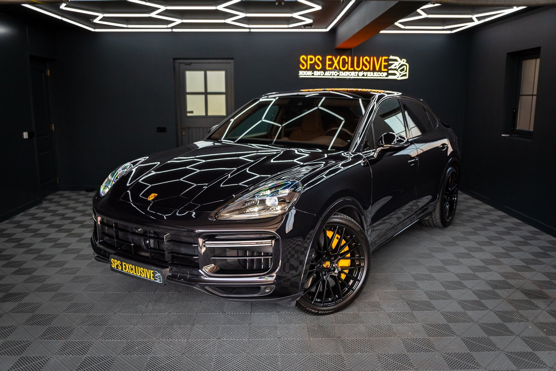 Porsche Cayenne Coupé 4.0 Turbo S E-Hybrid Keramisch / Dak, Automaat, Cayenne, Gebruikt, 3000 kg