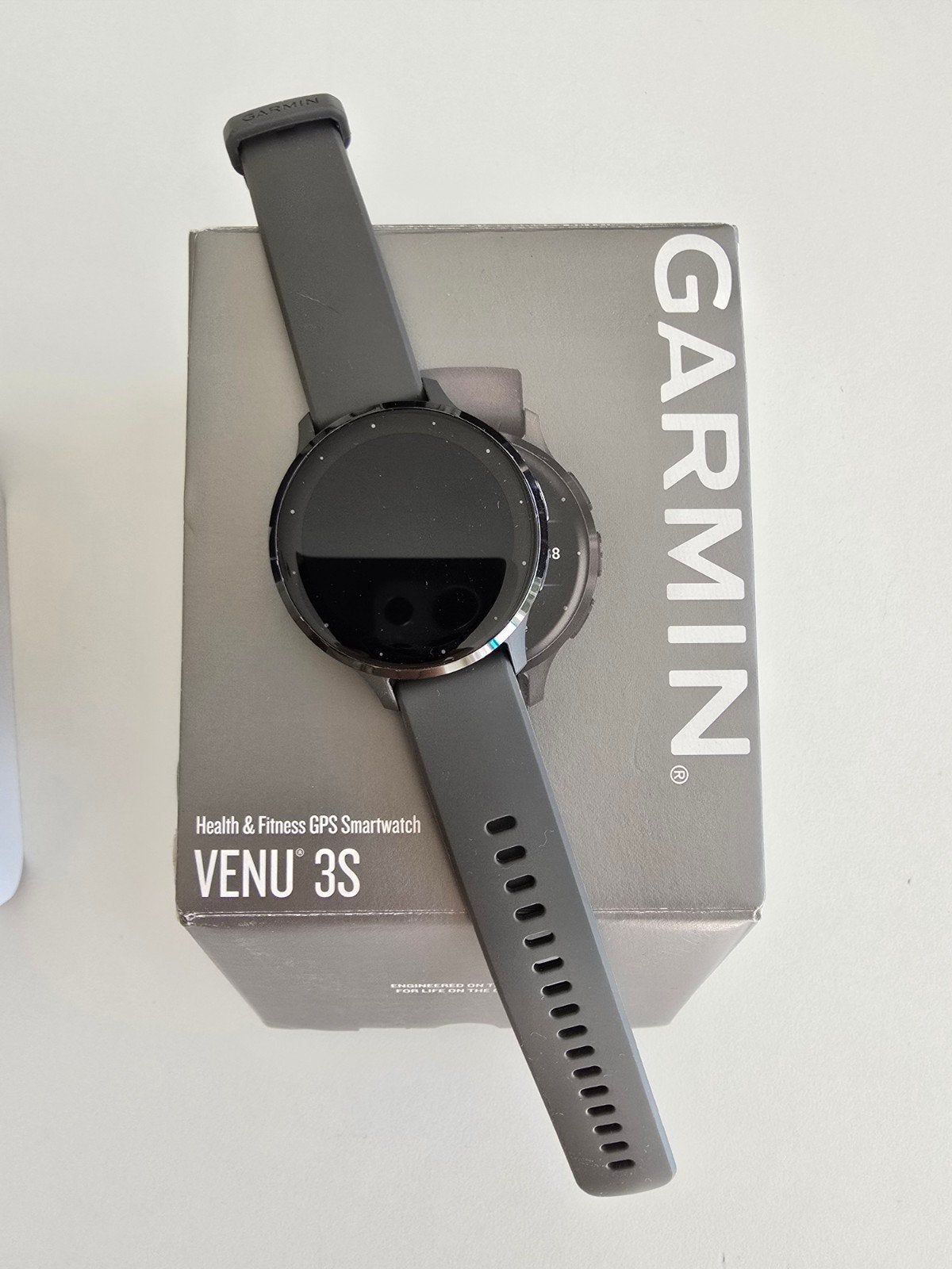 Garmin Venu 3S Smartwatch Grijs Zwart Als nieuw, Sieraden, Tassen en Uiterlijk, Smartwatches, Ophalen of Verzenden, Nieuw, Grijs