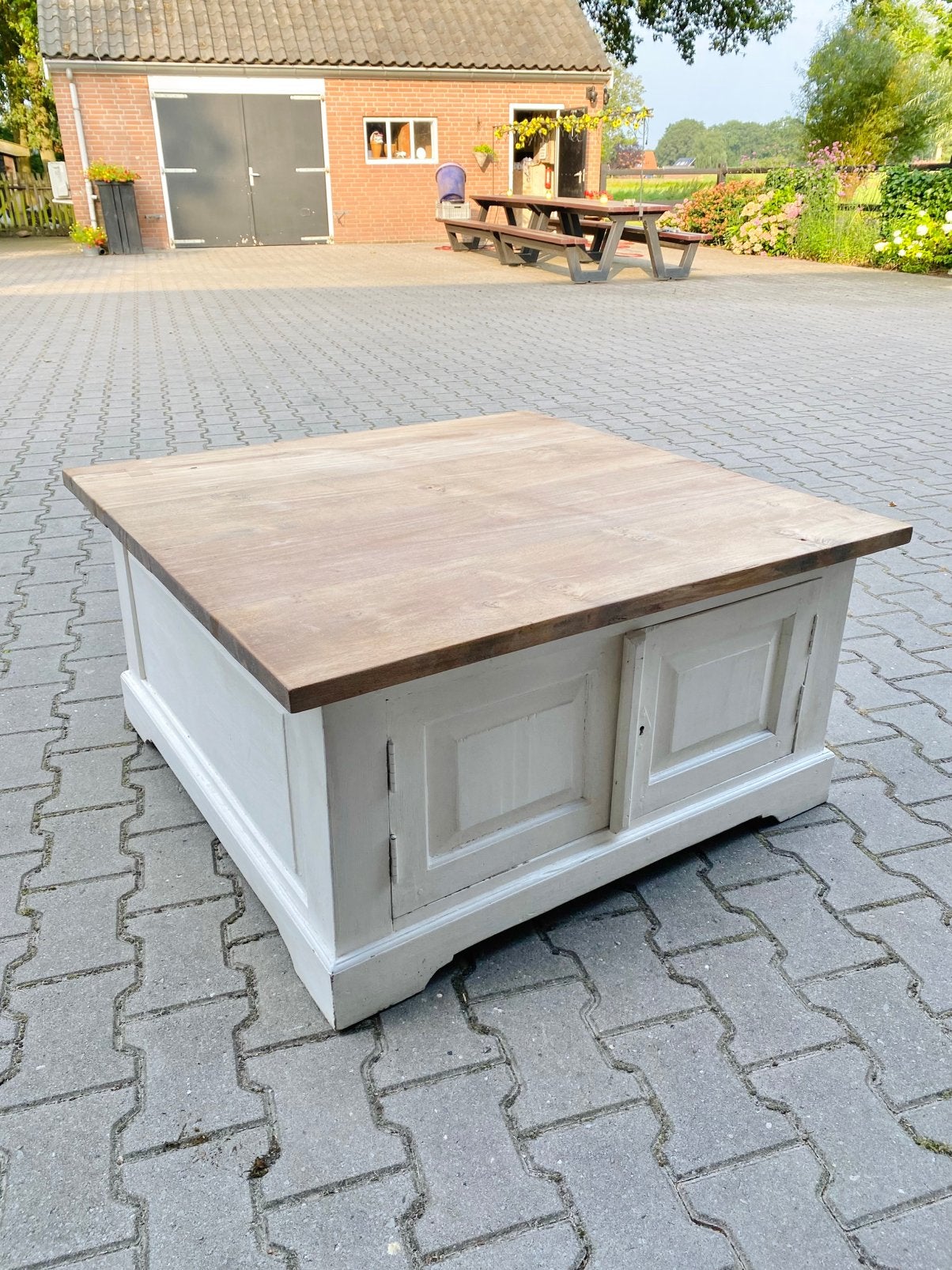 Prachtige houten salontafel, Ophalen, 50 – 75, Zo goed als nieuw, 100 tot 150 cm