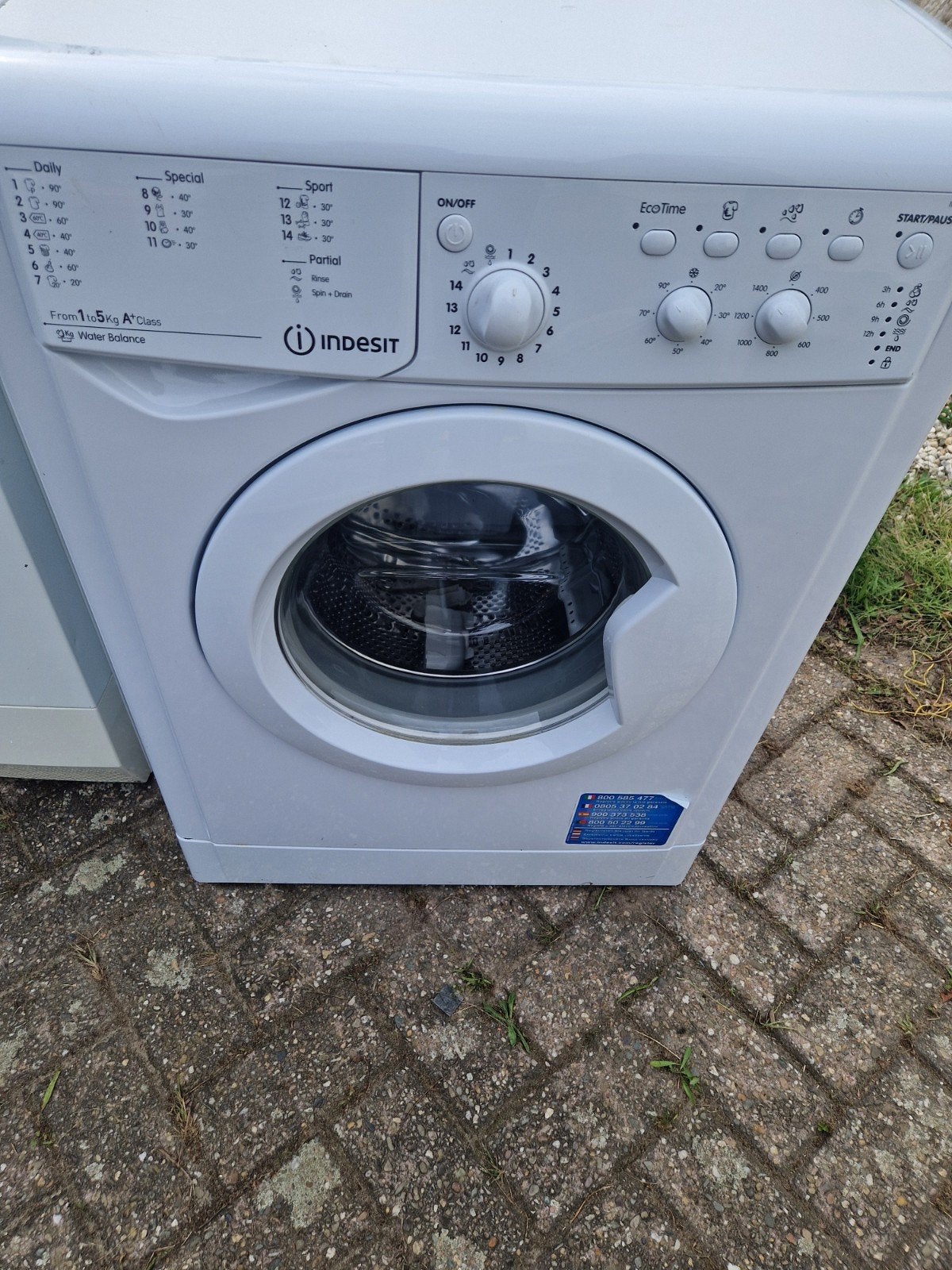 InDesIt Wasmachine in perfecte staat, Ophalen, 1200 tot 1600 toeren, 85 tot 90 cm